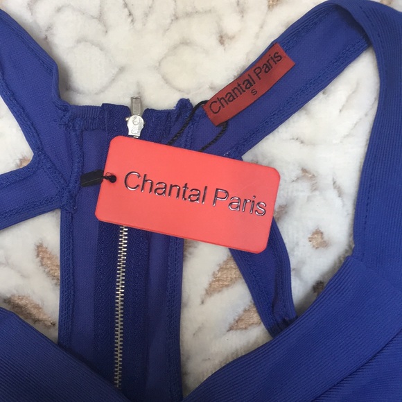 Cut Out Back Body Con Dress - Picture 5 of 6